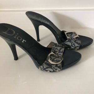 Christian Dior pumps